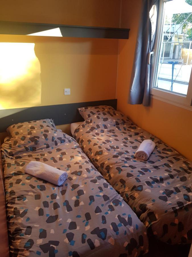 Cottage Flottant Saint Jean De Losne Option Jacuzzi מראה חיצוני תמונה